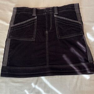 Aventura Brown Mini Skirt with Contrast Stitching